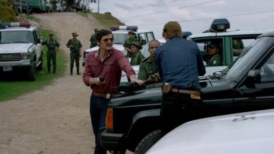 I need him on longer, guys. - Narcos