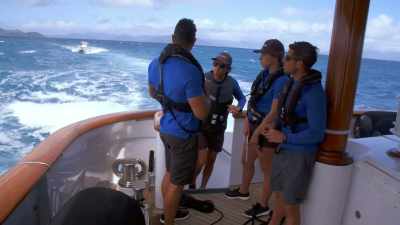 I need one or two guys
to be watching this tender, - Below Deck Down Under