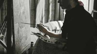 I need to paint so I can make a living. - Frida