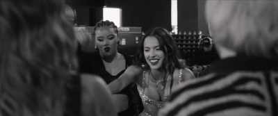 I need to see you right
now, it's important. - Olivia Rodrigo: GUTS World Tour