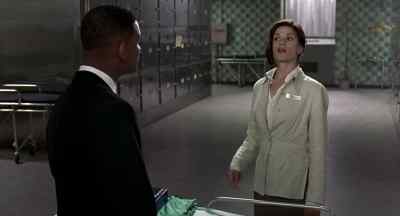 I need to show you something. - Men in Black