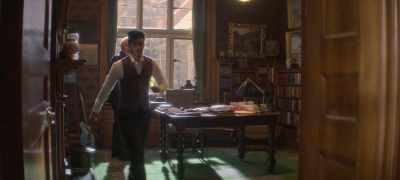 I need some clothes.
Regular person clothes, Walter. - The Royal Treatment