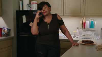 - I need some tampons.
- JOHN: Oh my god, Ma! - Tyler Perry's Bruh