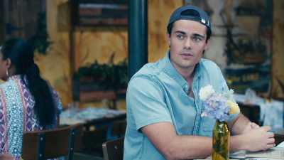 I need somebody that can
handle my personal business - Your Boyfriend Is Mine