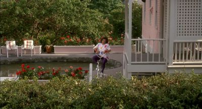 I need someone to talk to - Harry and the Hendersons