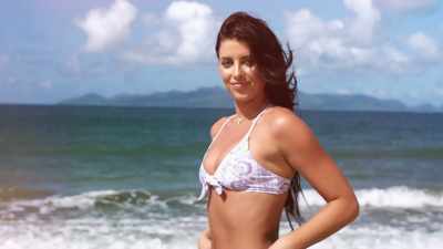 I NEED SOMEONE WHO IS
SUPERMOTIVATED AND HAS A DRIVE - Love Island