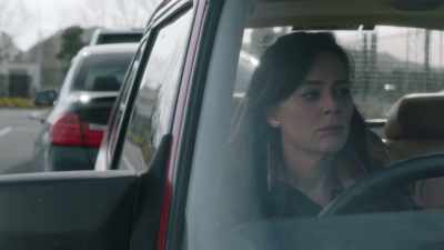 I need to talk to you,
please pick up Jodie. - The Drowning