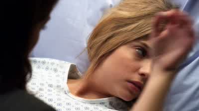 I need to call Spencer. - Pretty Little Liars