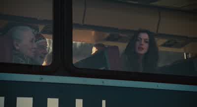 I need to talk to you. - Love & Other Drugs