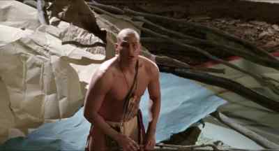 - I need tooIs.
- Omri, come on down! - The Indian in the Cupboard