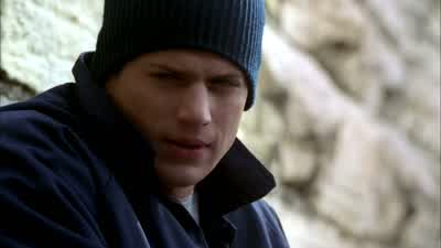 I need you to get something for me. - Prison Break