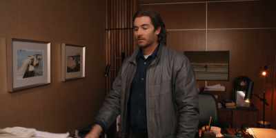I need you to go over the plans for today.
We're going apple picking! - Firefly Lane