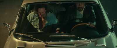 - I need you to pull over.
- All right. - Daisy Jones & the Six