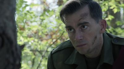 I need you to stay very, very still. - Operation Dunkirk