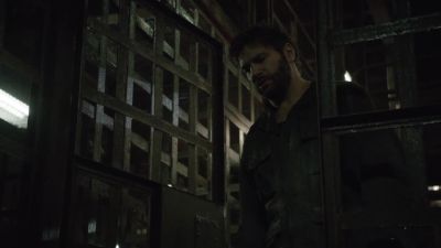 I need you
to see something. - Arrow