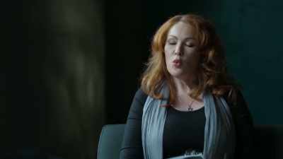 -: I never didn't make any Russian accent, - Inside the Mind of a Con Artist