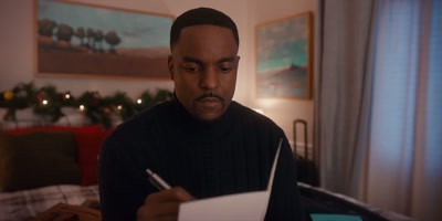 I was never gonna send
the article that you saw, - Christmas with a Kiss