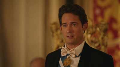 I never meant to hurt anyone, - A Not So Royal Christmas