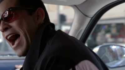 - I never tailed anyone.
- How are you a detective? - The Saint