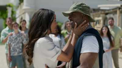 I never thought
I would meet someone like you, - The Groomsmen: First Look