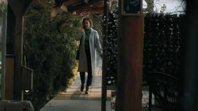I had no idea there was
a story about him, too, - The Wedding Cottage