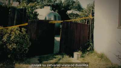 I noticed the pool gate was open, - Night Stalker: The Hunt for a Serial Killer