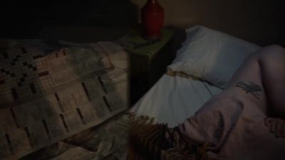 ♪ Oh, I'm so tired ♪ - Shameless