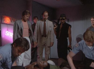 ? Oh, there in the night ? - Miami Vice