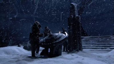 (ON RADIO) Vala here.
I'm going to need some help. - Stargate SG-1