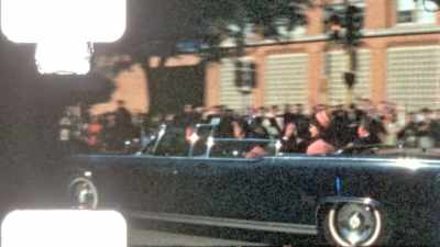 I was on Stemmons Freeway earlier, - JFK: What The Doctors Saw