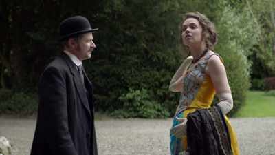 - I only had six
drinks, thank you. - Dead Still