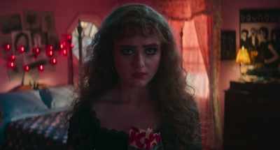 I even opened my glorious home - Lisa Frankenstein