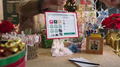 I ordered garlands, - Unwrapping Christmas: Mia's Prince