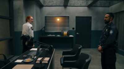 I owned you the second
you shot that woman. - Robyn Hood
