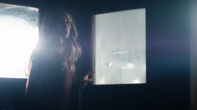 ( People clamoring faintly ) - Fear the Walking Dead