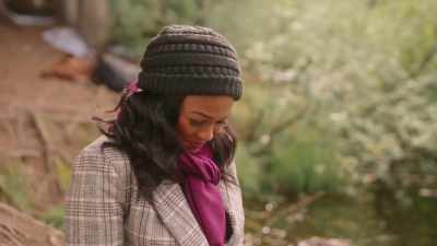I prefer straight on,
not profile. - A Picture Perfect Holiday