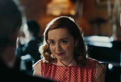 - I promise.
- And you really mustn't get cross. - Living