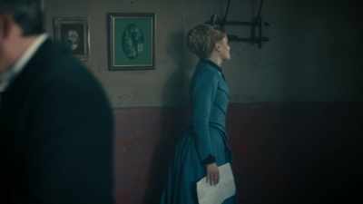 I PROMISE I WILL
GET YOU OUT, CLARA - Miss Scarlet and the Duke