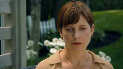 I promise, I won't
let her, Elle. - Our Mother's Secret Affair