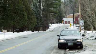 - I pulled over to the left
and turned and looked, - The Disappearance of Maura Murray