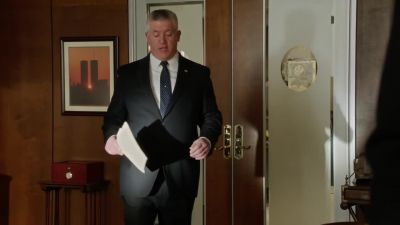 I put together an update
on the manhunt. - Blue Bloods