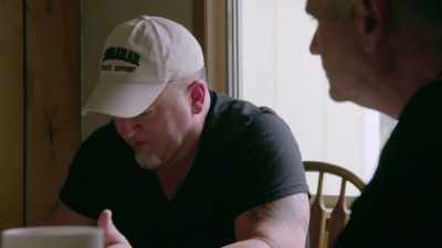 I reached out and I
hooked one of them - Unidentified: Inside America's UFO Investigation