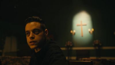 - I read what she did. - Mr. Robot