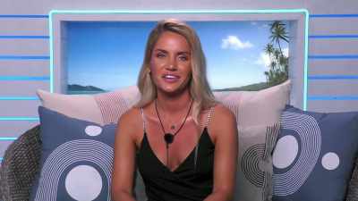 I REALLY JUST DON'T KNOW WITH
HER. - Love Island