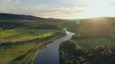 I was really lucky that, basically,
as soon as I could stand, - World's Most Scenic River Journeys