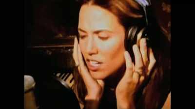 I remember Bill saying to me,
"I love your singing - Sheryl