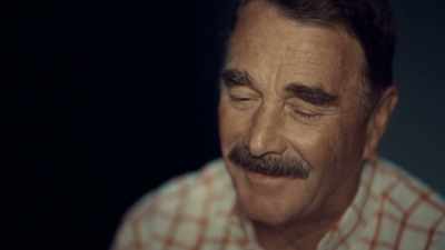 I remember having a tear in my eye
then and my dad saying, - Williams & Mansell: Red 5