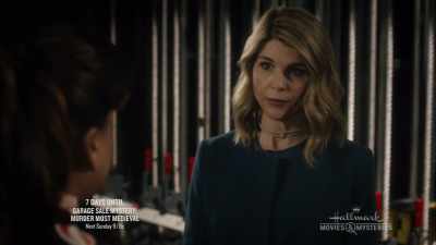 I remember, i opened the door, - Garage Sale Mystery: Murder By Text