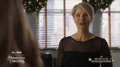 I remember there was a pilot
she met on an aircraft carrier. - USS Christmas