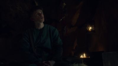 I remember watching you
ride out from Winchester... - The Last Kingdom